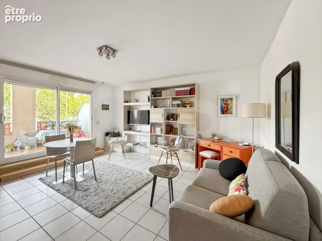 Photo Appartement à Hyeres au prix de 86 400€