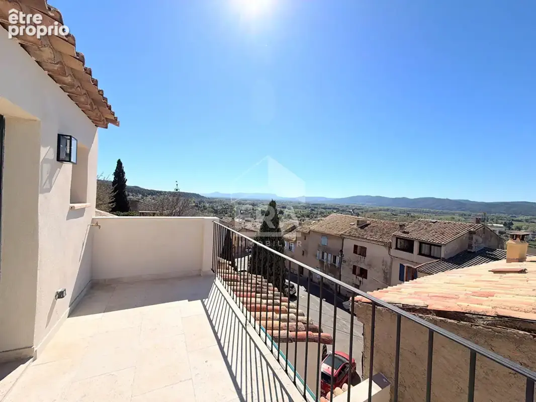 Maison à CADENET