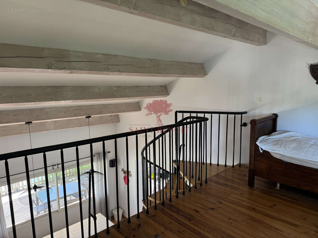 Saint-jean-de-fos agreable villa de type cinq pieces de plain pied - photo 12