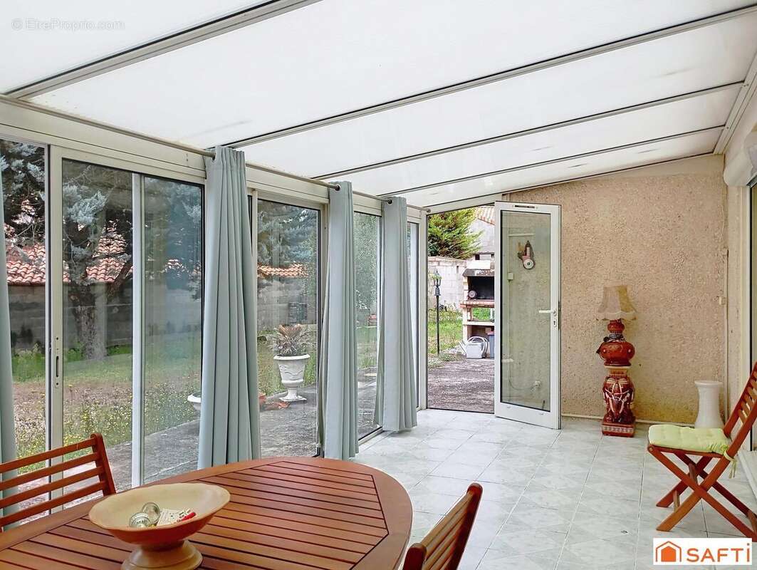 Photo 4 - Maison à LA COURONNE