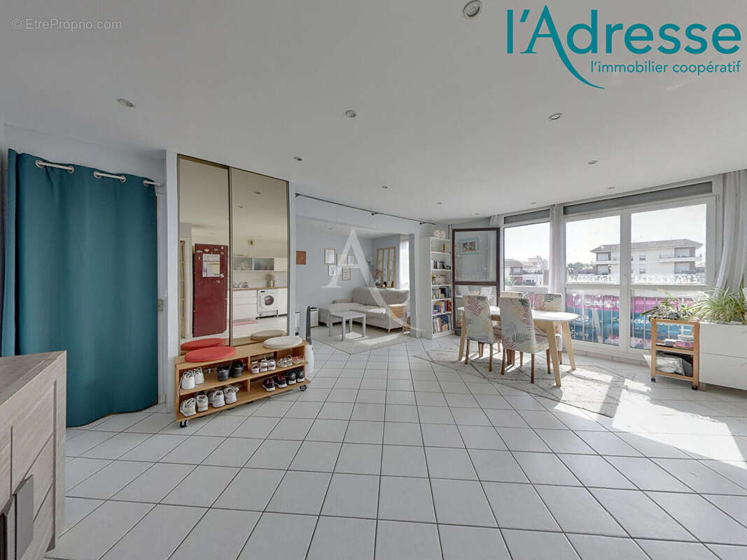 Appartement Noisy Le Grand 4 pièces 77 m2 - photo 2
