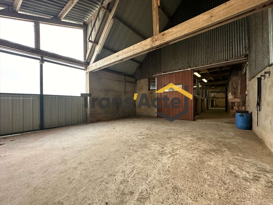 Maison à LATTRE-SAINT-QUENTIN