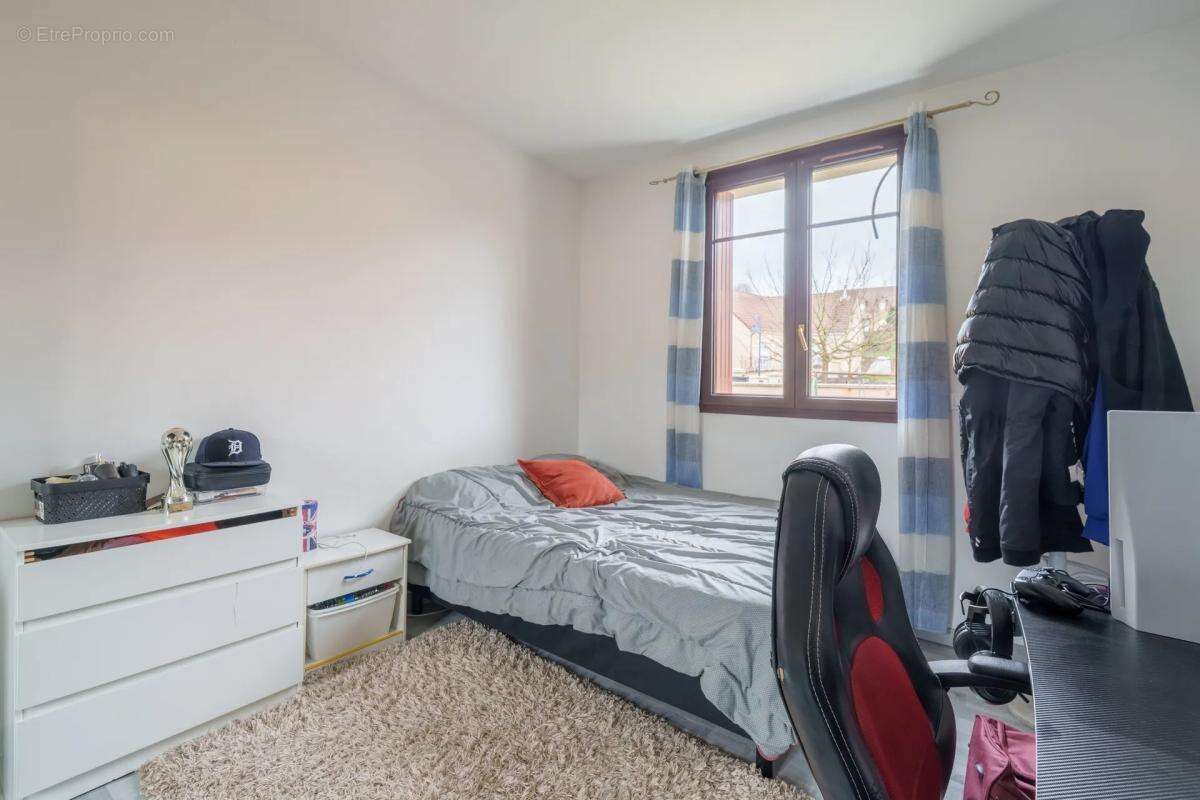 Maison à CHALINDREY