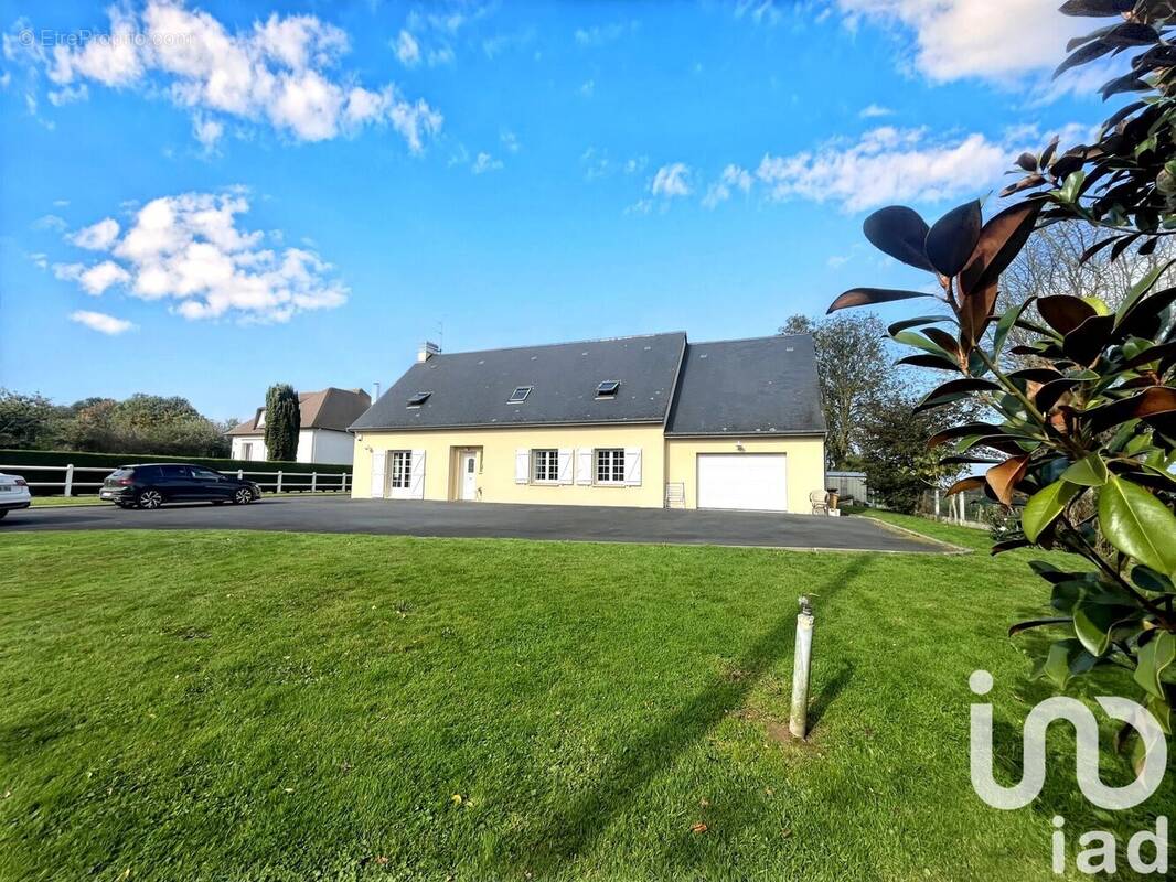 Photo 1 - Maison à CUSSY