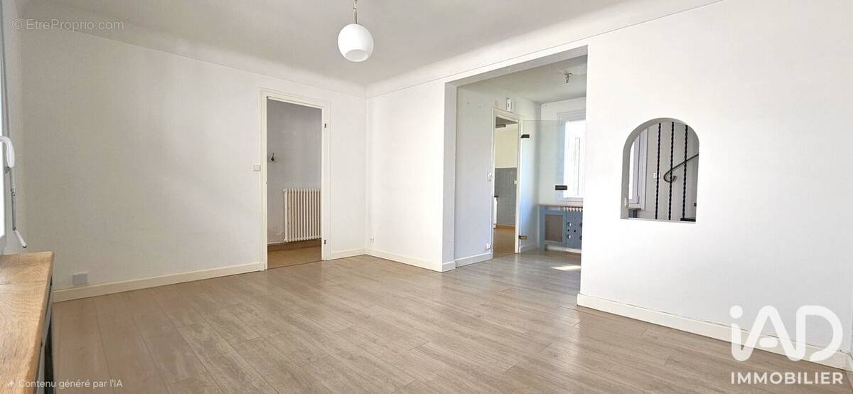 Photo 1 - Maison à LA TURBALLE