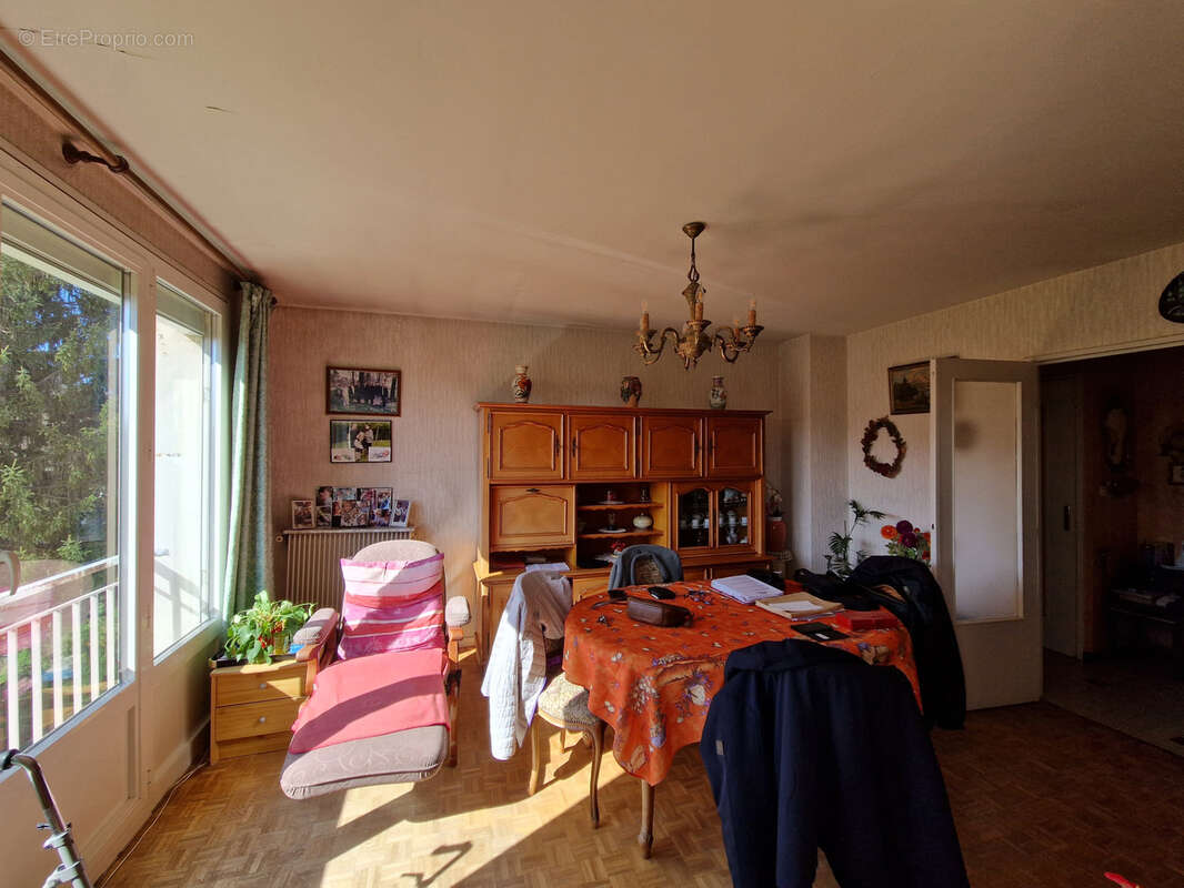 Appartement à BRIGNAIS