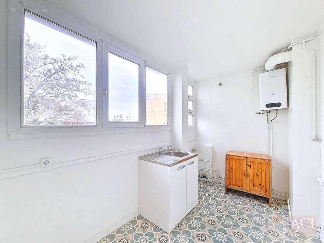 57649293b.jpg - Appartement à SAINT-DENIS