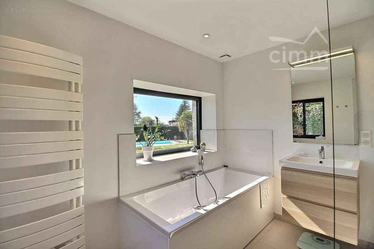 Maison à BALLAN-MIRE