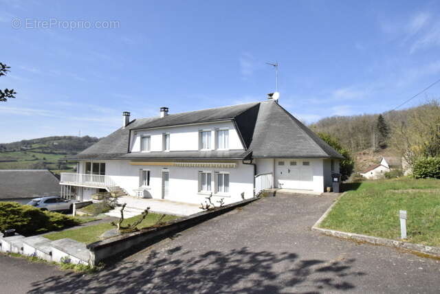 n°2 - Maison à LE CREUSOT