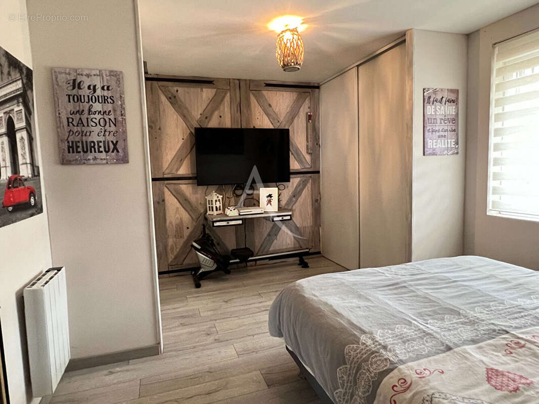 Maison à MOUZEUIL-SAINT-MARTIN