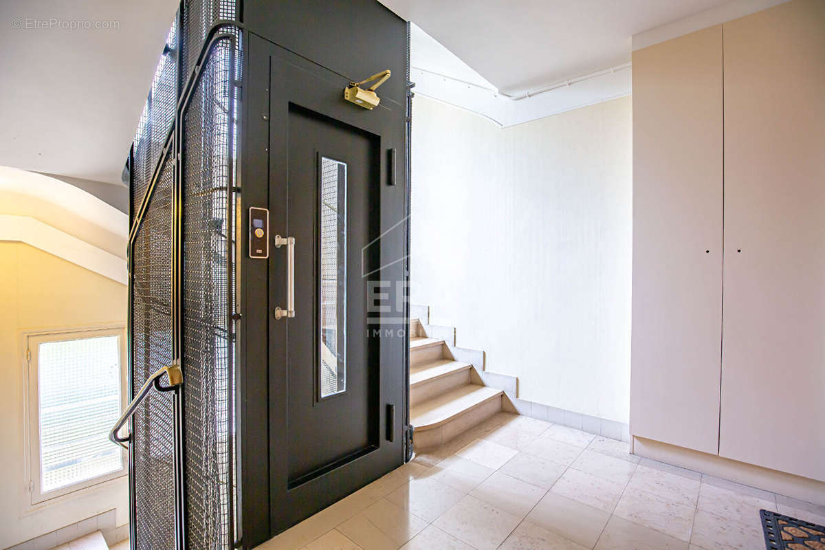 Appartement à PARIS-12E