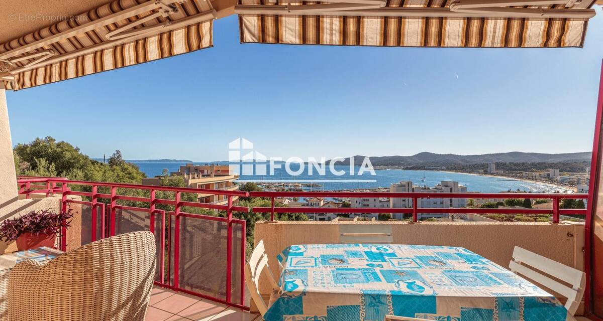 Appartement à LE LAVANDOU