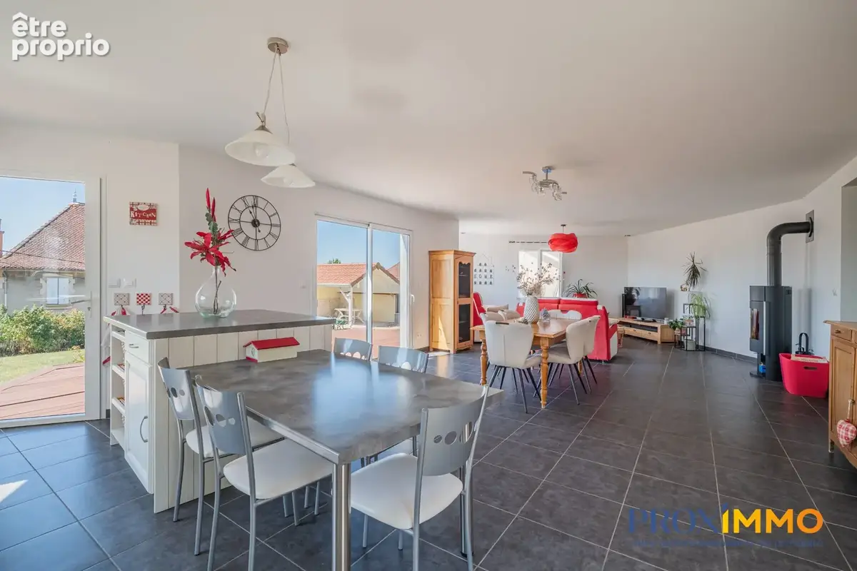 Maison 6 pièces 195 m² à vendre à Bevenais (38690) - photo 5