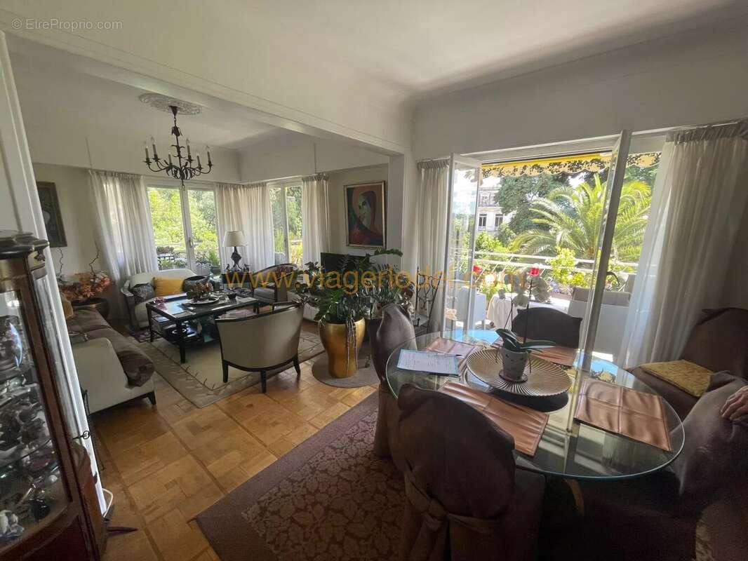 Appartement à NICE