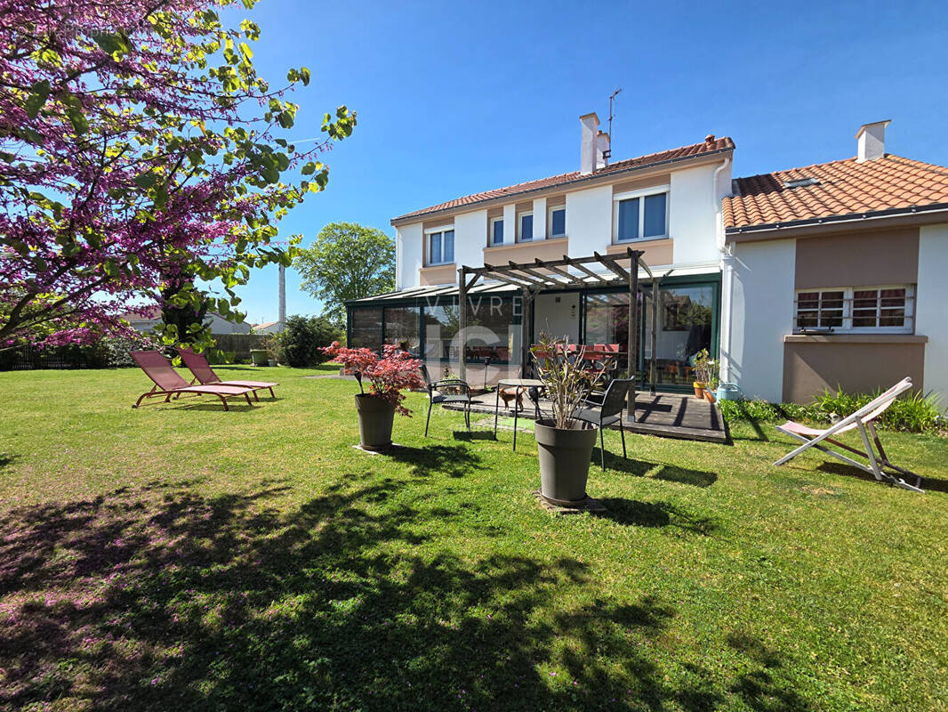Maison à LA CHEVROLIERE