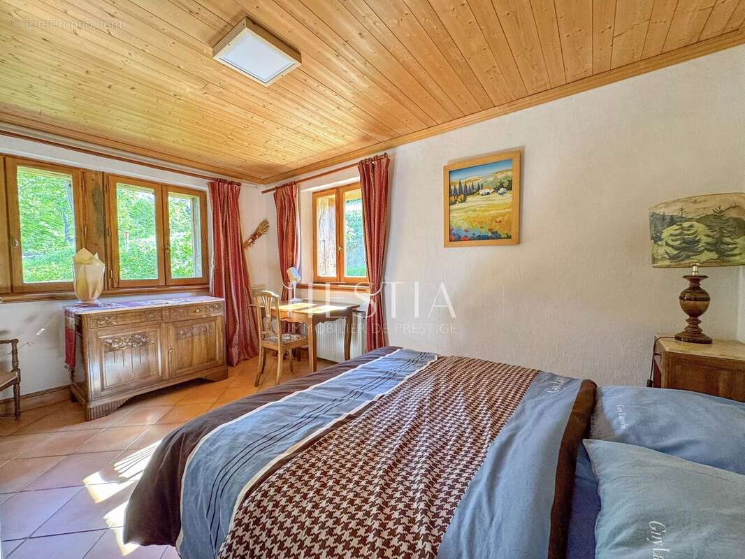 Maison à SAINT-NICOLAS-LA-CHAPELLE