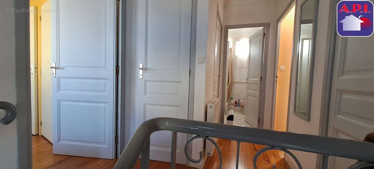 Maison à VILLENEUVE-D'OLMES