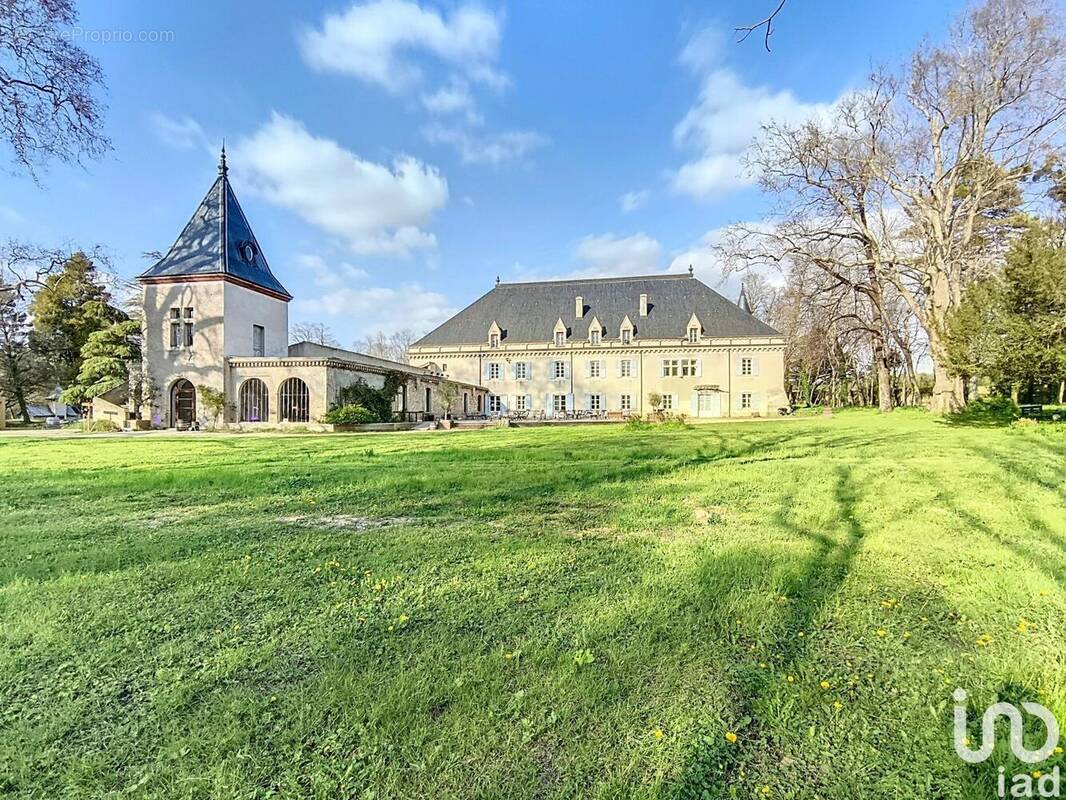 Photo 1 - Commerce à SAULCE-SUR-RHONE