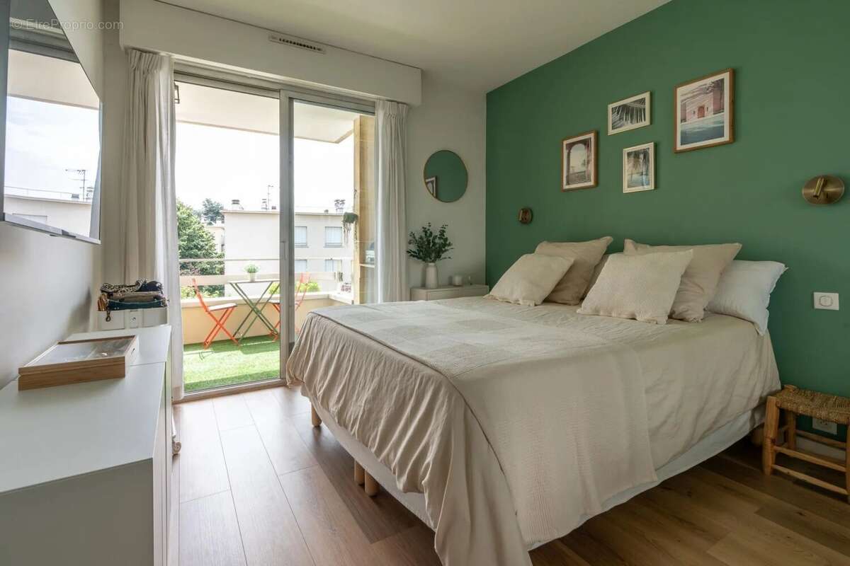 Appartement à LE PERREUX-SUR-MARNE