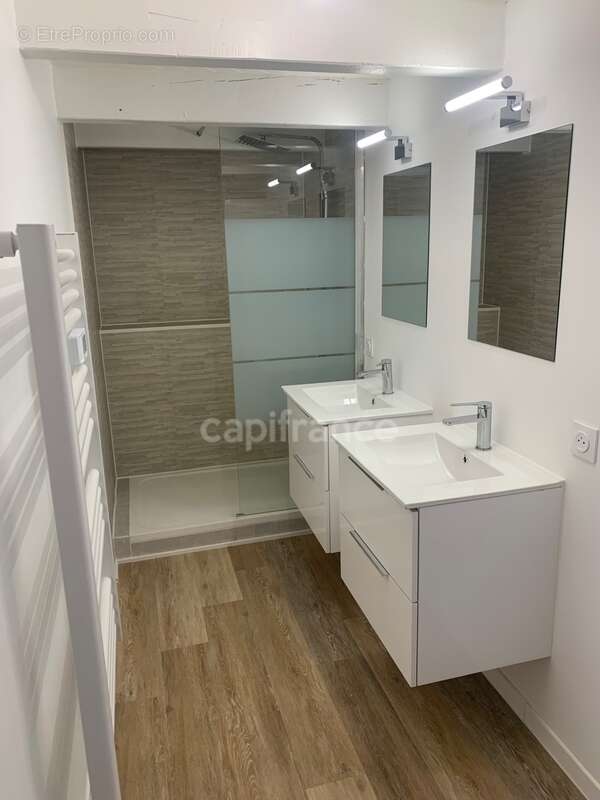 Maison rénovée à vendre à TOURCH (29) - photo 9