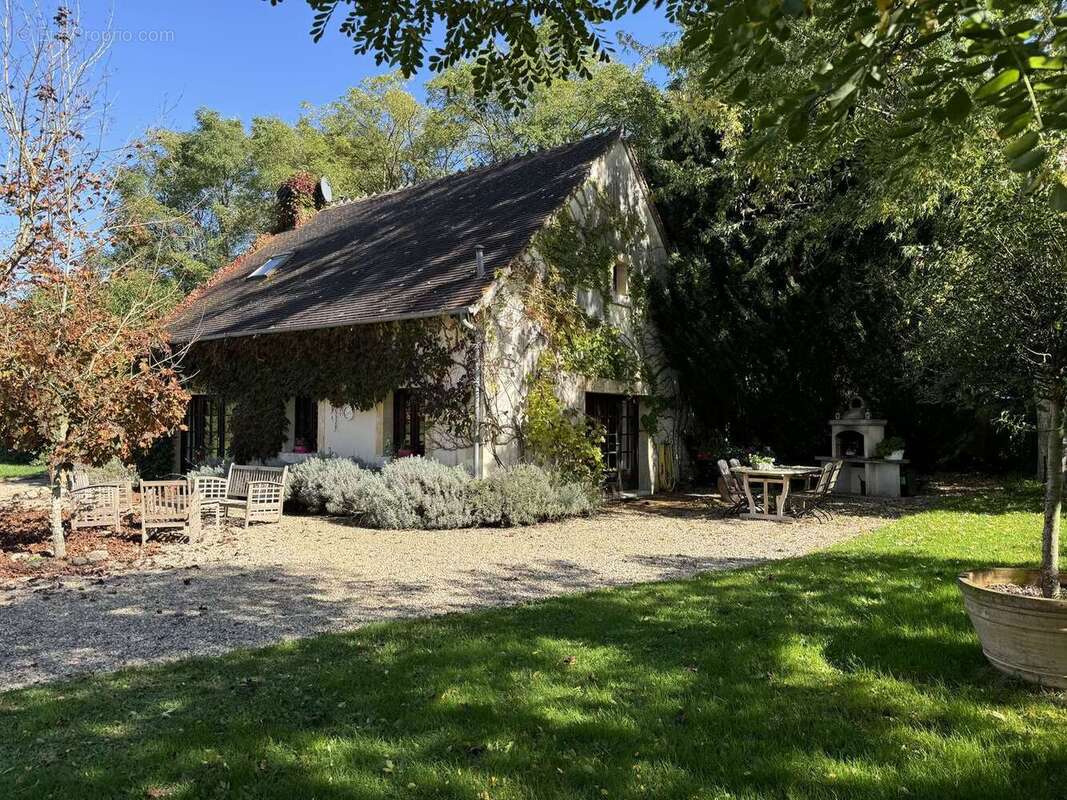 Maison à LE CHATELET