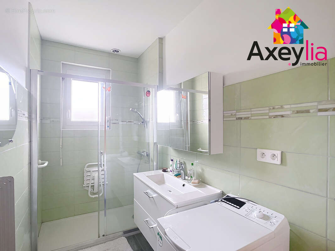 Maison à POUILLY-LES-NONAINS