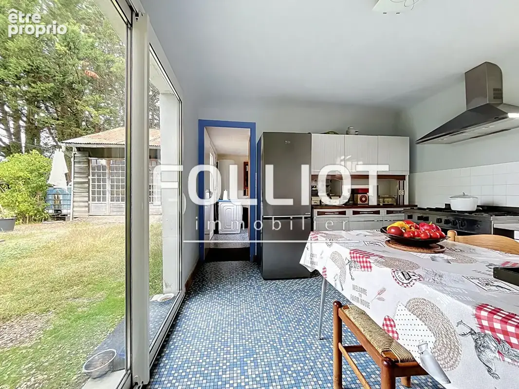 A VENDRE, Maison 4 pièce(s) 105 m2 + batiment de 360m2 - photo 5