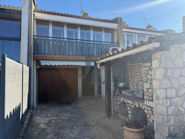 Maison à PORTES-LES-VALENCE