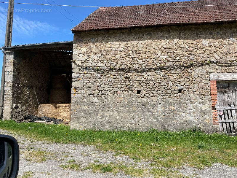 Maison à LE GRAND-BOURG