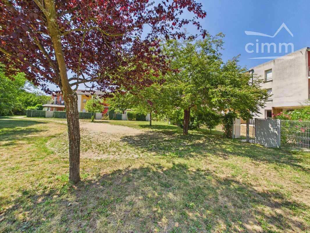 Très beau T2 + terrasse et jardin de 90 m² - photo 12