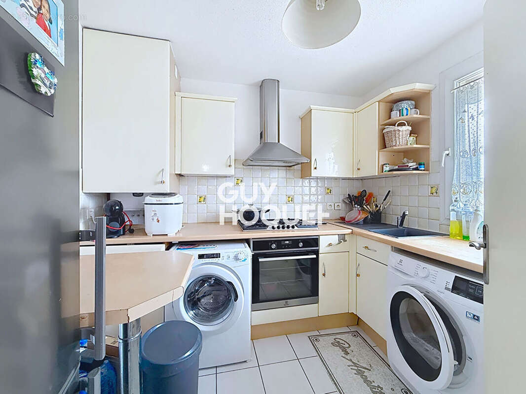 Appartement à MOUANS-SARTOUX