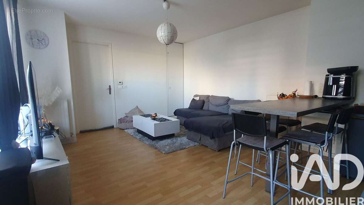 Photo 2 - Appartement à VILLECRESNES