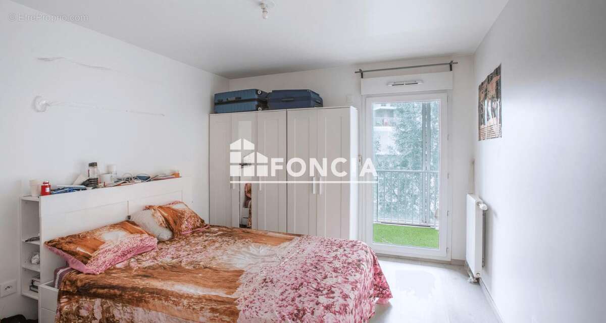 Appartement à CLICHY