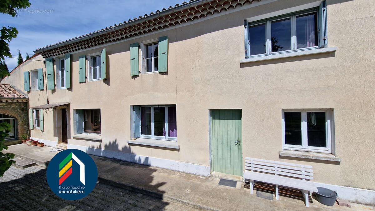 Maison à SAINT-GERVAIS-SUR-ROUBION