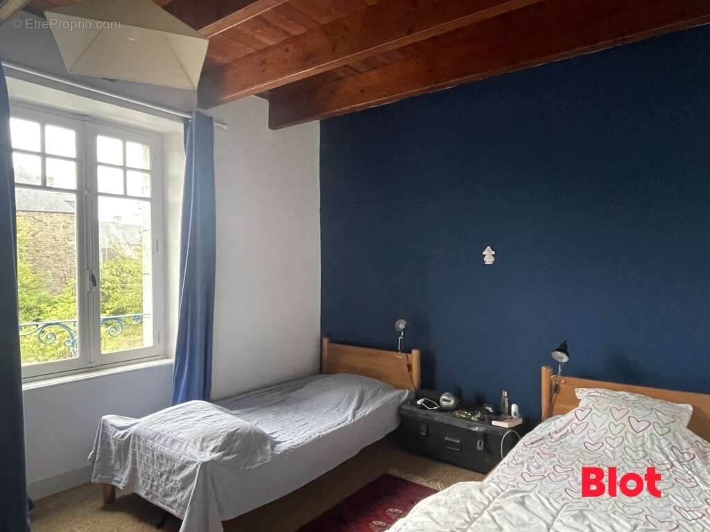 Maison à LE MINIHIC-SUR-RANCE