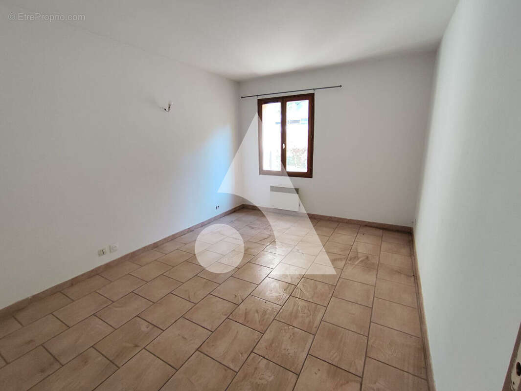 Appartement à PERTUIS