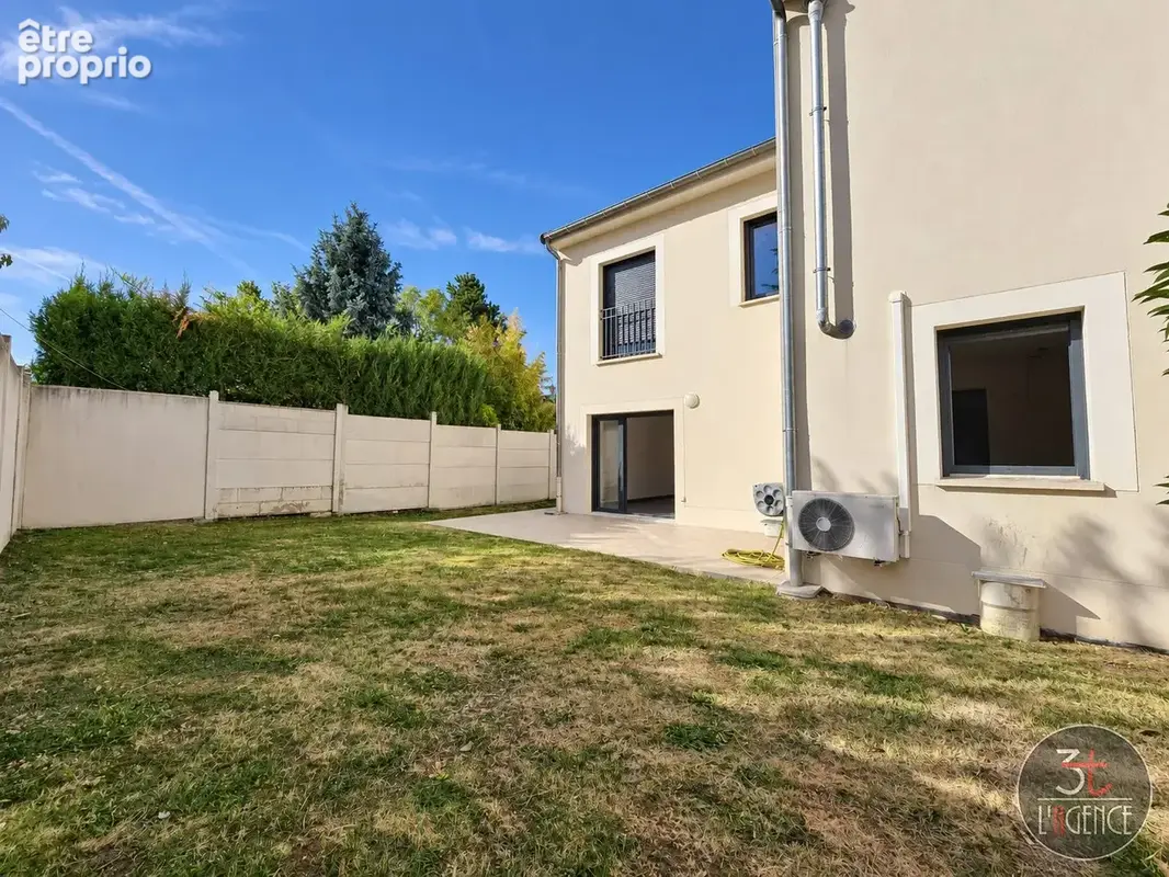Maison 6 pièces 140 m² à vendre à Chennevieres-Sur-Marne (94430) - photo 3