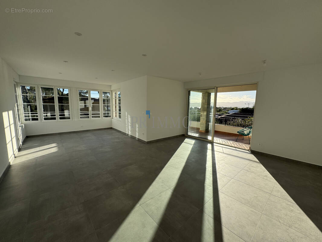 Appartement à SAINT-RAPHAEL