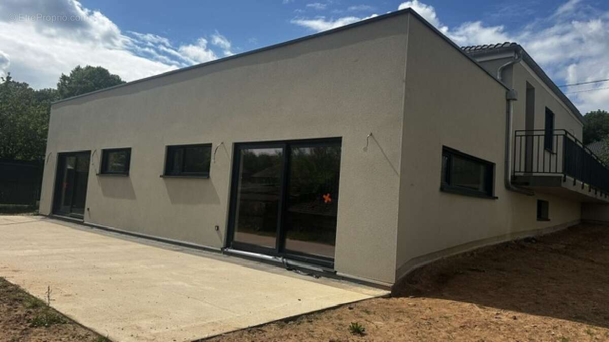 Maison 105 m² à Saint-Avold  - photo 2