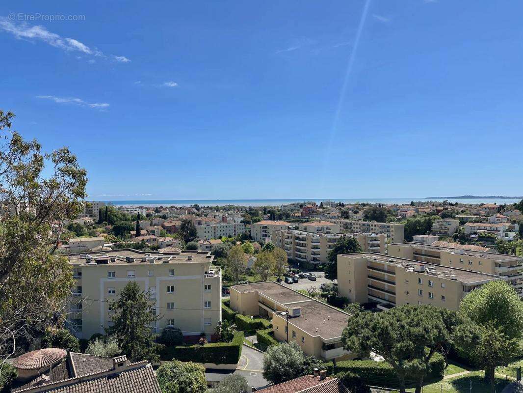 Appartement à CAGNES-SUR-MER