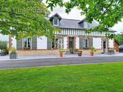 Maison à EQUEMAUVILLE