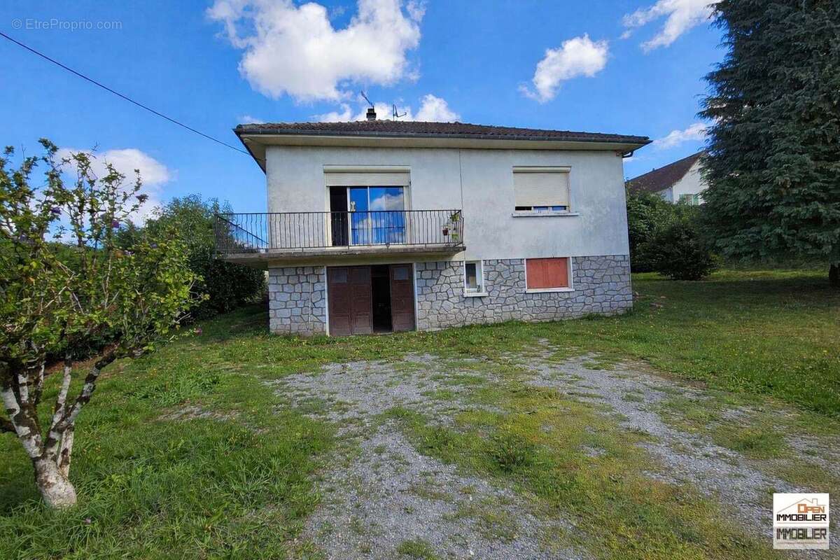 Maison à CHATEAUNEUF-LA-FORET