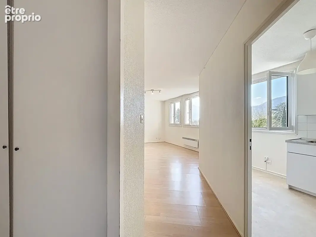 Appartement 1 pièce 38 m² à vendre à Meylan (38240) - photo 3