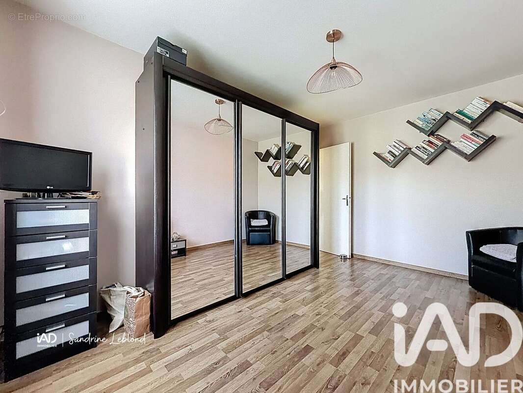 Photo 8 - Maison à CHATEAUNEUF-EN-THYMERAIS