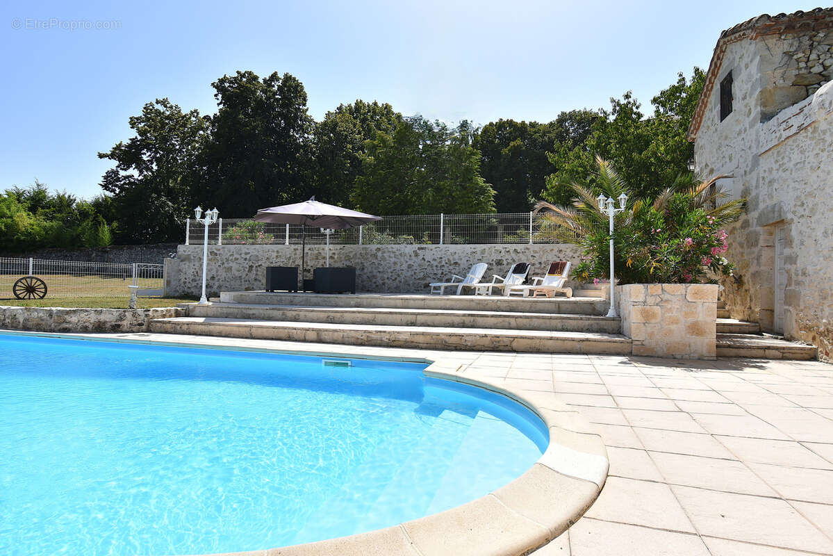 Maison à TREMONS
