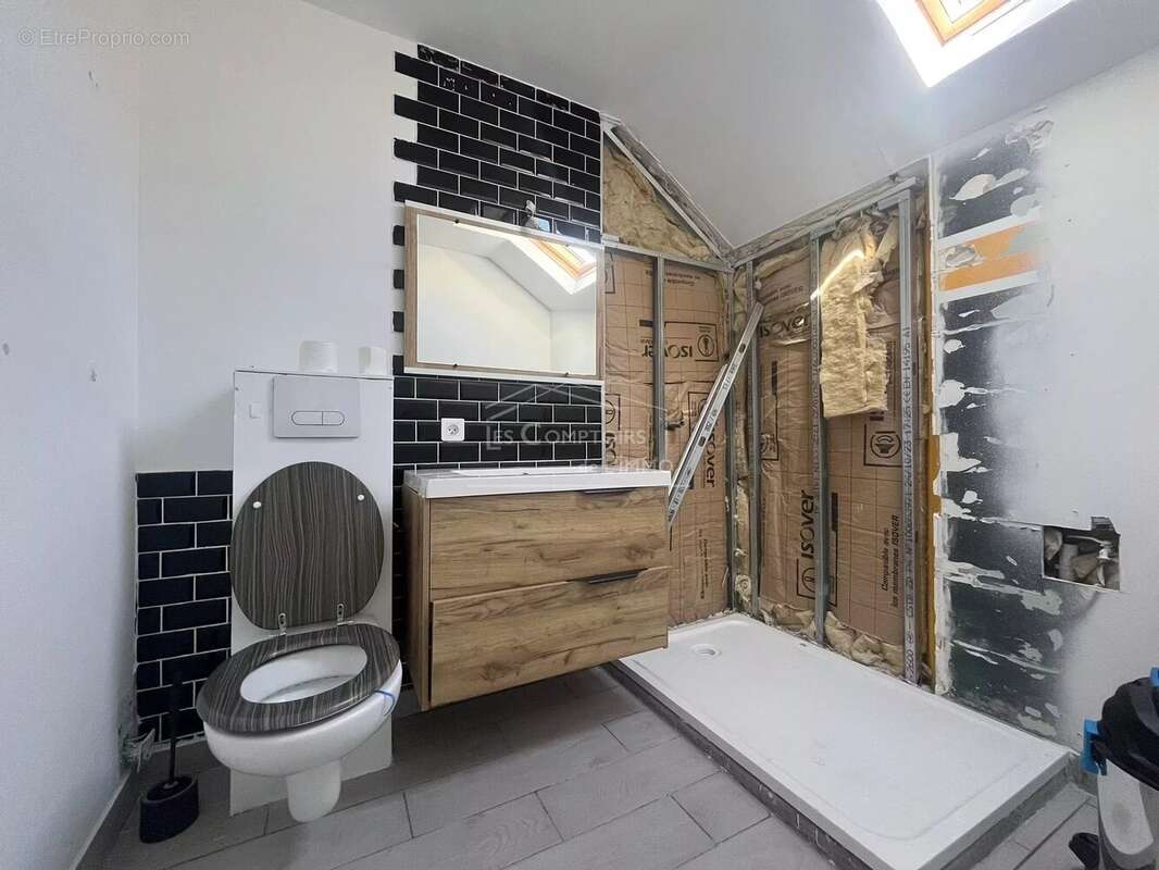Trignac, Maison en pierre 4 chambres - photo 11