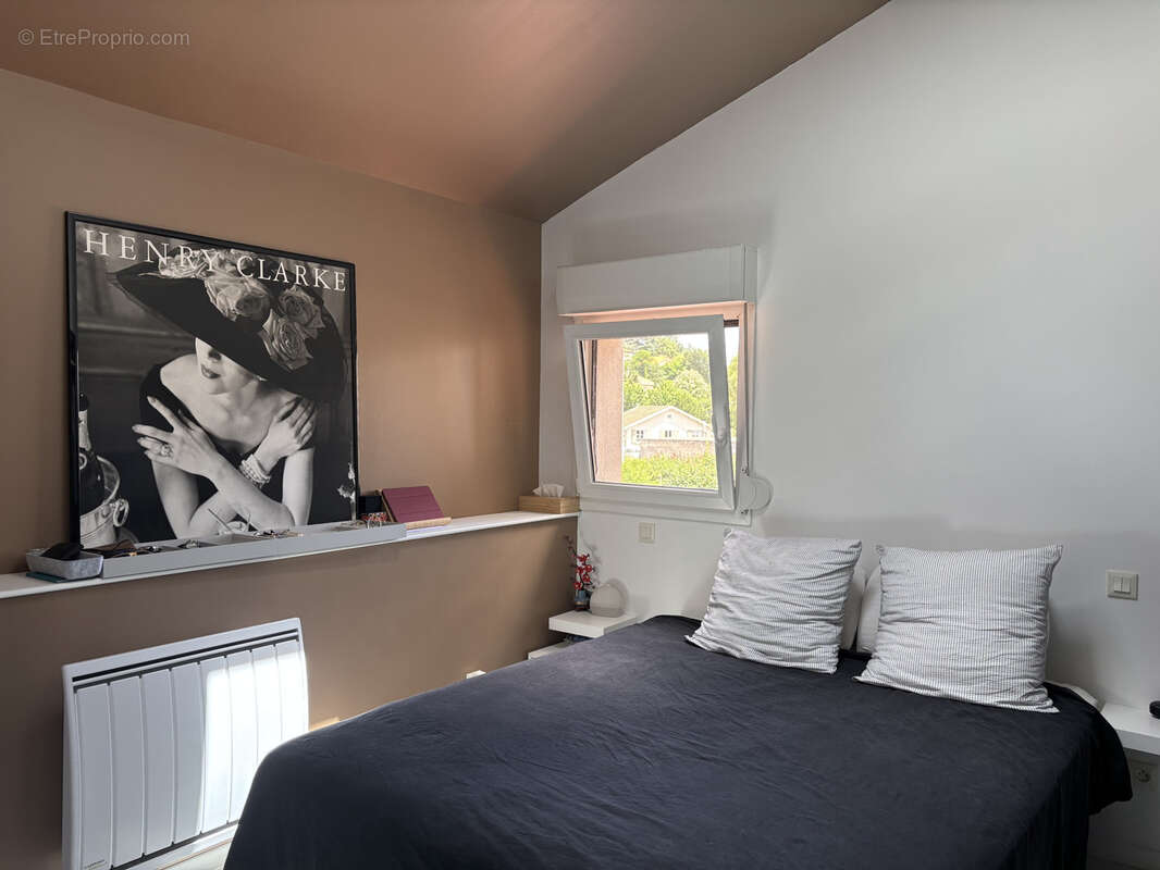 Appartement duplex T4 de 112 m2 avec garage à Davézieux - photo 4