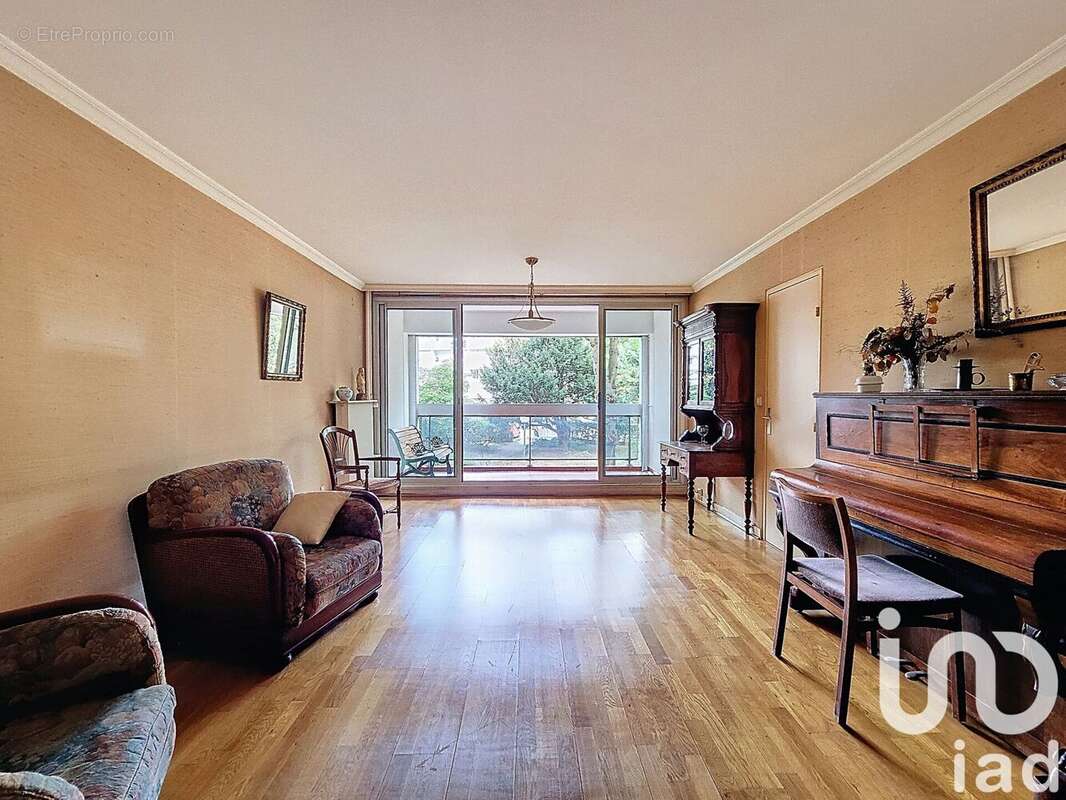 Photo 2 - Appartement à L'HAY-LES-ROSES