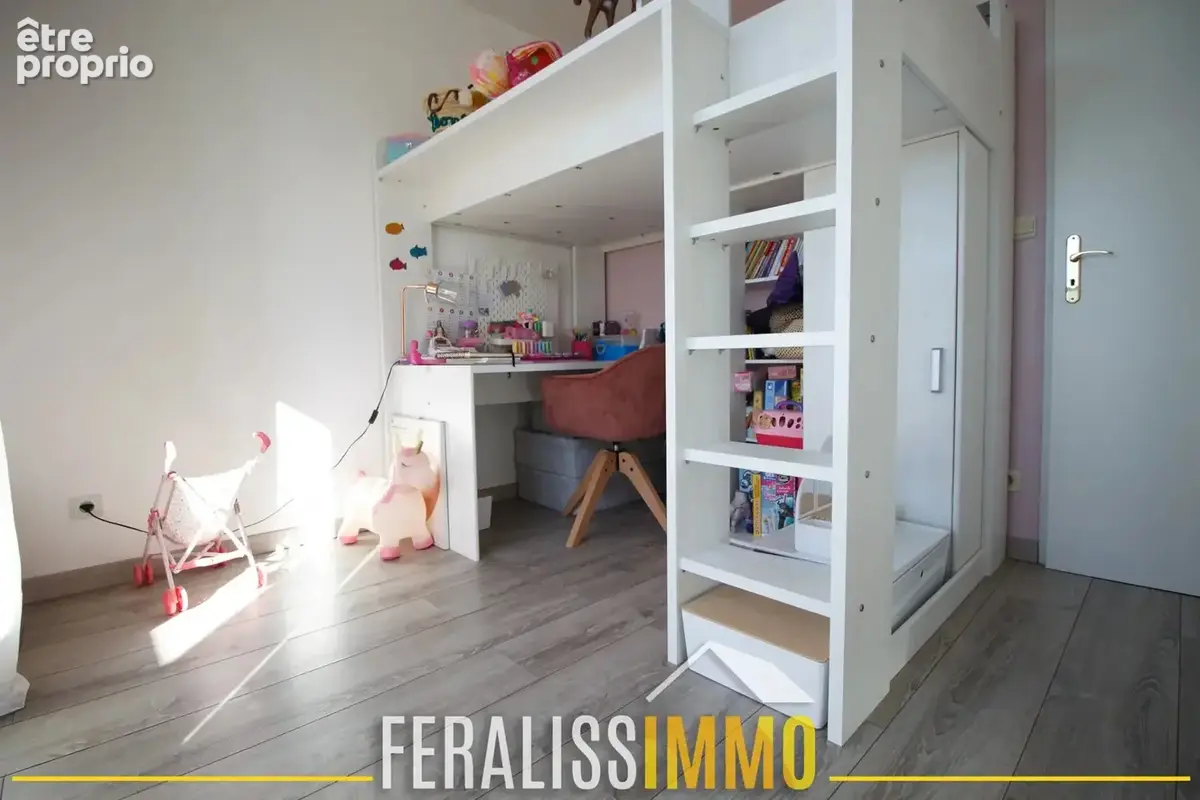 Superbe appartement au dernier étage avec terrasse de 30 m2 - photo 10