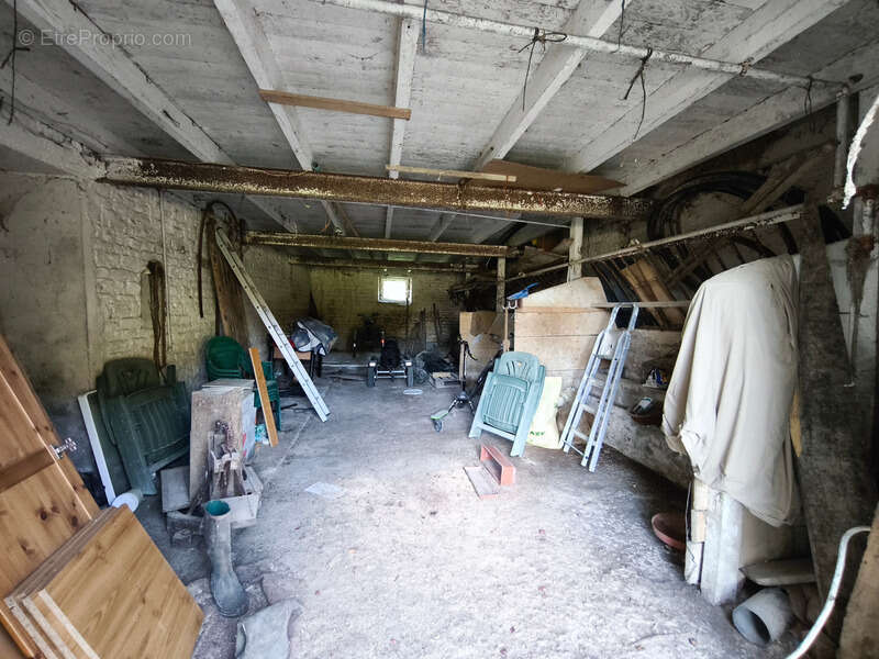 Maison à MAUZE-SUR-LE-MIGNON